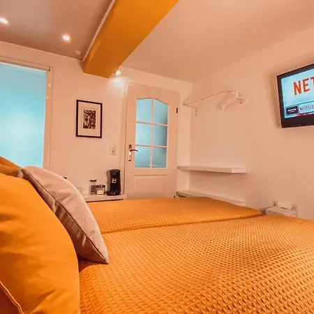 Lägenhet Herkules - Privates Zwei Am Waldrand Mit 2x Smart Tv Und Kostenlosen Parkplätzen